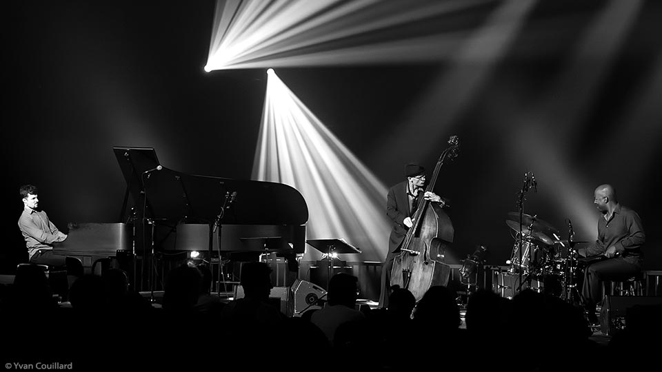 Alex-Bellegarde-Trio-photo-Yvan-Couillard.jpg